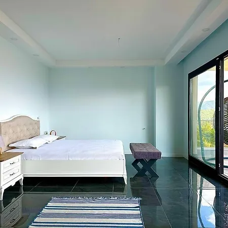 ホテル Mys Paradise Deluxe Familien-villa 100 Percent Privacy